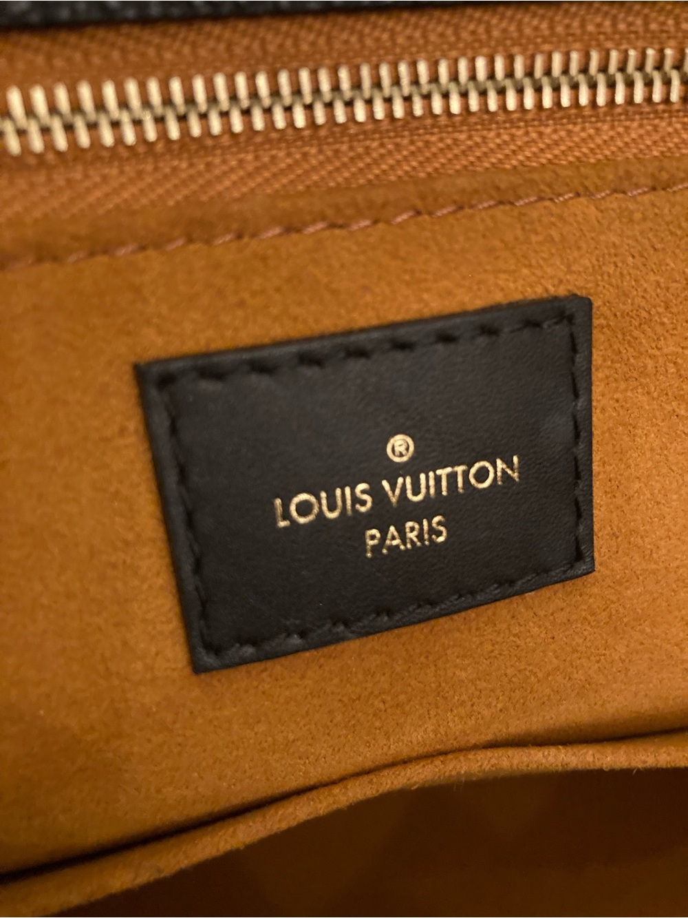 Louis Vuitton Black Embossed Monogram Onthego Tote - Picture 8 of 15
